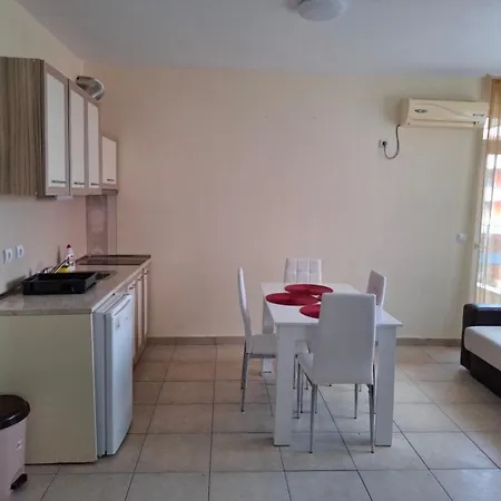 Apartment Deluxe In Sunny