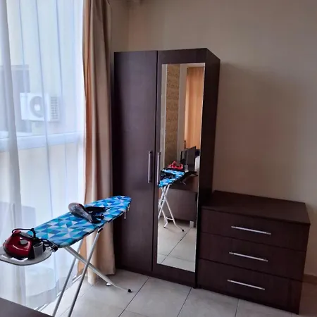 Apartment Deluxe In Sunny